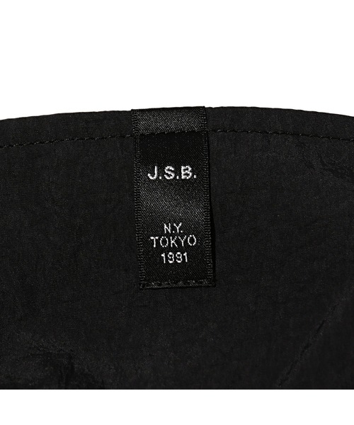 J.S.B.（ジェーエスビー）の「Nylon Track Top（ナイロンジャケット