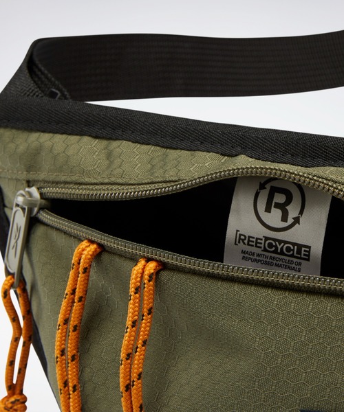 Reebok（リーボック）の「クラシックス キャンピング シティバッグ / Classics Camping City Bag（ショルダーバッグ・メンズ・ブラック/アーミー・FREE）」の12枚目の写真