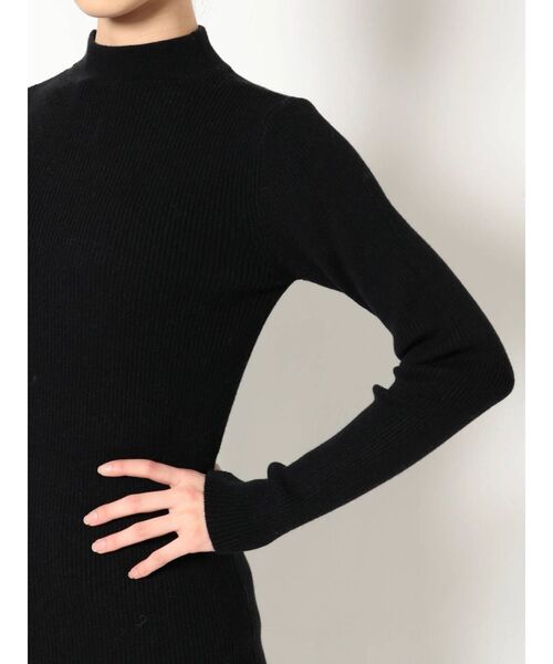 GYDA（ジェイダ）の「ボトルネックリブニット TOPS（ニット/セーター・レディース・ブラック/ベージュ/オフホワイト・FREE）」の13枚目の写真