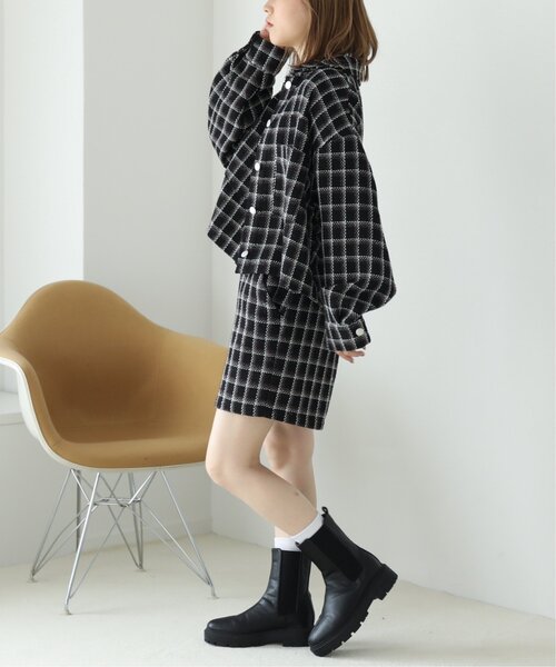 RAY CASSIN（レイカズン）の「ビガーサイドゴアブーツ（ブーツ・レディース・キナリ/ブラック・LARGE/MEDIUM）」の6枚目の写真