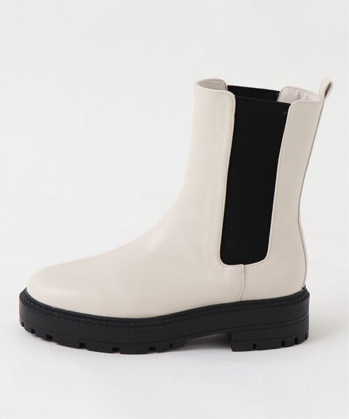 RAY CASSIN（レイカズン）の「ビガーサイドゴアブーツ（ブーツ・レディース・キナリ/ブラック・LARGE/MEDIUM）」の19枚目の写真