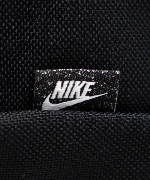 NIKE(ナイキ)の「WEGO/NIKE HERITAGE CROSSBODY FA21(ショルダーバッグ・メンズ・ブラック・FREE)」の2枚目の写真