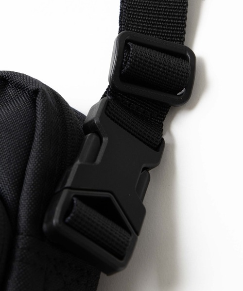 NIKE(ナイキ)の「WEGO/NIKE HERITAGE CROSSBODY FA21(ショルダーバッグ・メンズ・ブラック・FREE)」の9枚目の写真