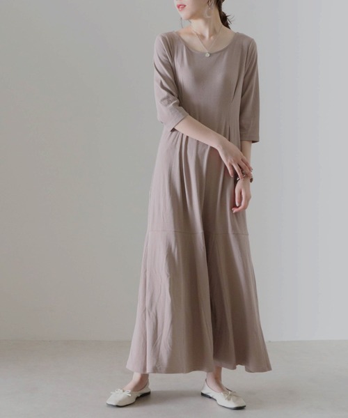 Cheek（チーク）の「テレコウエストタックワンピース（ワンピース・レディース・モカ/ブラック/グレイッシュベージュ・FREE）」の18枚目の写真