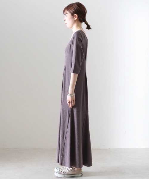 Cheek（チーク）の「テレコウエストタックワンピース（ワンピース・レディース・モカ/ブラック/グレイッシュベージュ・FREE）」の14枚目の写真