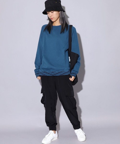 CAL O LINE（キャルオーライン）の「CAL O LINE/キャルオーライン FIN V RAGLAN CREW スウェット 無地 クルーネック（スウェット・メンズ・ダークグリーン/ダークパープル・S/M/L）」の13枚目の写真