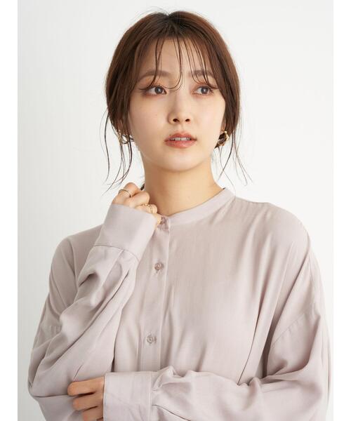 earth music&ecology(アースミュージックアンドエコロジー)の「バックティアードチュニック *(チュニック・レディース・オフホワイト/ブラック/ベージュ/サックスブルー・FREE)」の15枚目の写真