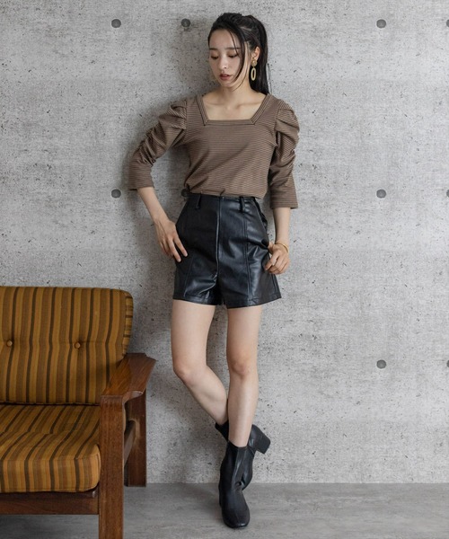 clear(クリア)の「【WEB限定】フェイクレザーショートパンツ(その他パンツ・レディース・ブラック/サンドベージュ/ブラウン/ベージュ/ブルー/グリーン・S/M)」の17枚目の写真