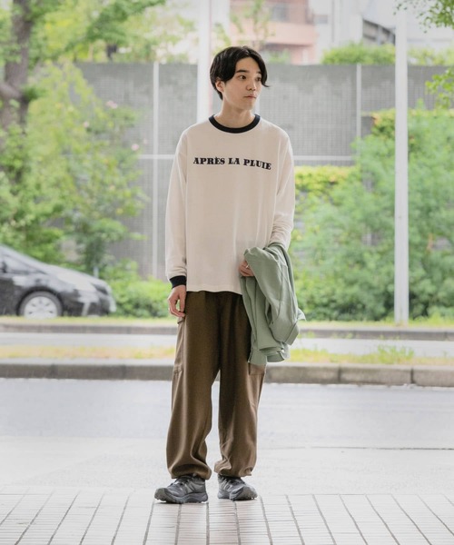 URBAN RESEARCH（アーバンリサーチ）の「『ユニセックス』#U URBAN RESEARCH　MARCHE PRINT LONGTEE（Tシャツ/カットソー・メンズ・ボルドー/ネイビー/ホワイト系その他/ブルー系その他・3/2）」の8枚目の写真