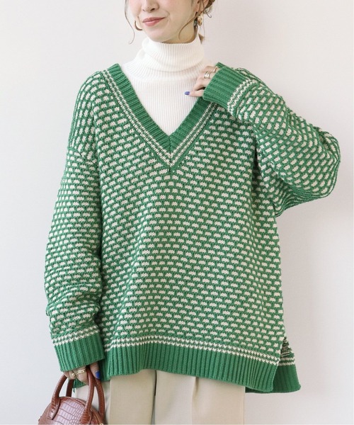 Simplicite（サンプリシテ）の「深VバイカラーKNITプルオーバー◆（ニット/セーター・レディース・ブラウン/ナチュラル/ブルー/グリーン・FREE）」の5枚目の写真