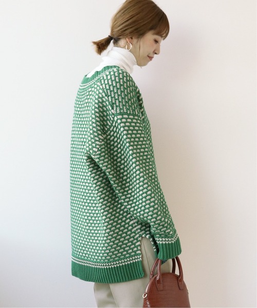 Simplicite（サンプリシテ）の「深VバイカラーKNITプルオーバー◆（ニット/セーター・レディース・ブラウン/ナチュラル/ブルー/グリーン・FREE）」の7枚目の写真