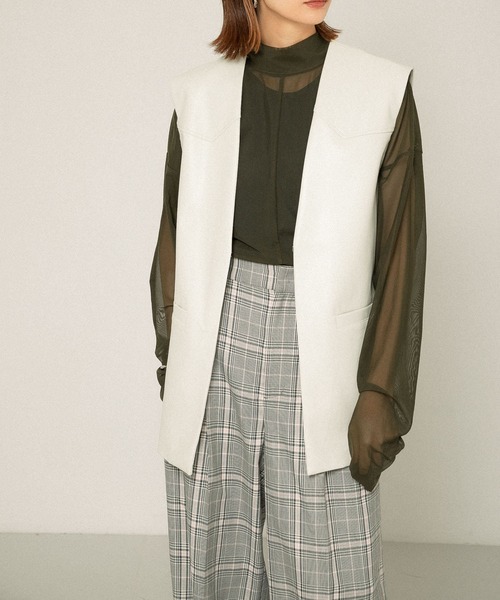 KBF(ケイビーエフ)の「フェイクレザーベスト(その他アウター・レディース・ライトグレー/ブラック・ONE)」の15枚目の写真