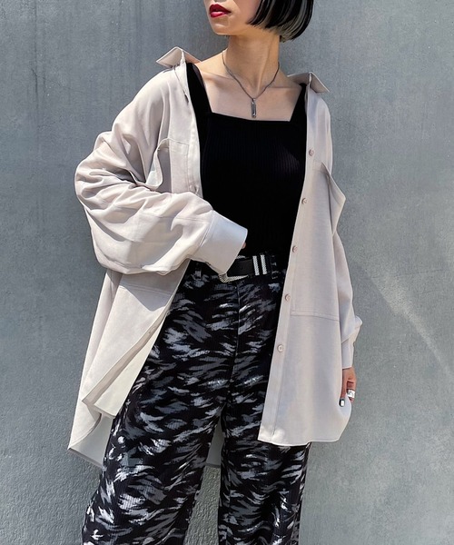 PAGEBOY（ページボーイ）の「ルーズポケットBIGシャツ（シャツ/ブラウス・レディース・ブラック/アイボリー/ホワイト系その他/グレイッシュベージュ/アクア・FREE）」の22枚目の写真