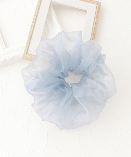 Blueberry（ブルーベリー）の「カラフル シュシュ ヘアゴム ヘアアクセ（シュシュ・レディース・ブルー/サックスブルー/ブラック系2/ブラック系1/ブラウン/ブラウン系1/オレンジ/パープル/ブラック/ベージュ/グリーン/ホワイト・フリー）」の9枚目の写真