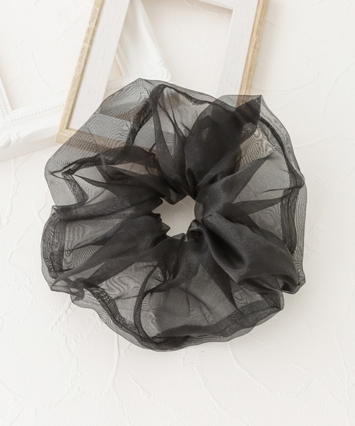 Blueberry（ブルーベリー）の「カラフル シュシュ ヘアゴム ヘアアクセ（シュシュ・レディース・ブルー/サックスブルー/ブラック系2/ブラック系1/ブラウン/ブラウン系1/オレンジ/パープル/ブラック/ベージュ/グリーン/ホワイト・フリー）」の3枚目の写真