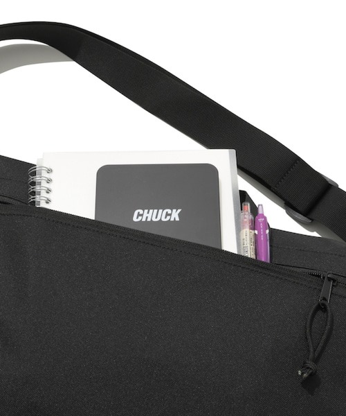 CHUCK(チャック)の「【UNISEX】CHUCK/Messenger Bag(ショルダーバッグ・レディース・ブラック・FREE)」の8枚目の写真