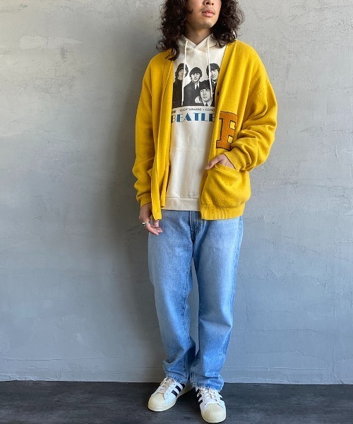 TIMELY WARNING（タイムリーワーニング）の「【WEB限定】[TIMELY WARNING/タイムリーワーニング] ワッペン刺繍 レタードニットカーディガン（カーディガン/ボレロ・レディース・レッド/イエロー/ブルー・M/L）」の5枚目の写真