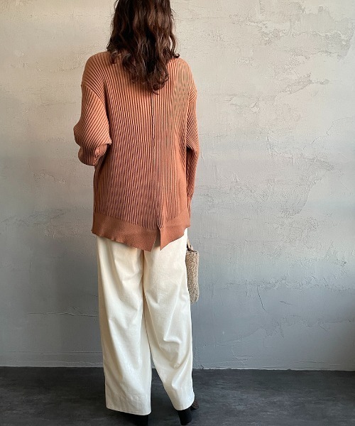 JF Ready Made（ジェイエフレディメイド）の「[Jf Ready Made/ジェイエフレディメイド] タートルネック バックスリットリブニット（ニット/セーター・レディース・ブラック/アイボリー/ブロンズ・F）」の11枚目の写真