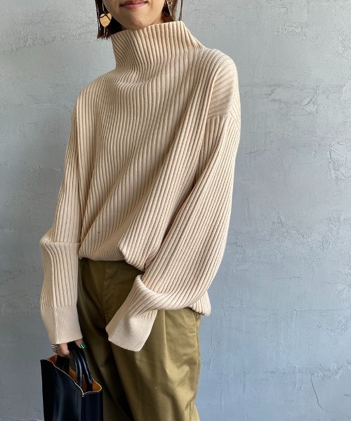 JF Ready Made（ジェイエフレディメイド）の「[Jf Ready Made/ジェイエフレディメイド] タートルネック バックスリットリブニット（ニット/セーター・レディース・ブラック/アイボリー/ブロンズ・F）」の8枚目の写真