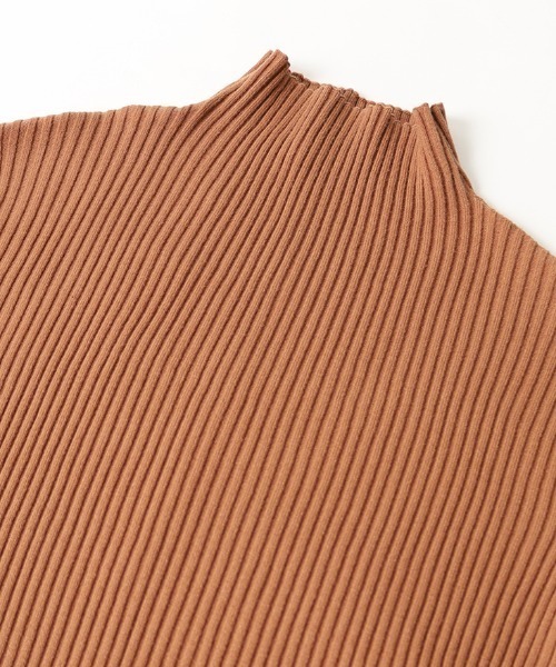 JF Ready Made（ジェイエフレディメイド）の「[Jf Ready Made/ジェイエフレディメイド] タートルネック バックスリットリブニット（ニット/セーター・レディース・ブラック/アイボリー/ブロンズ・F）」の12枚目の写真