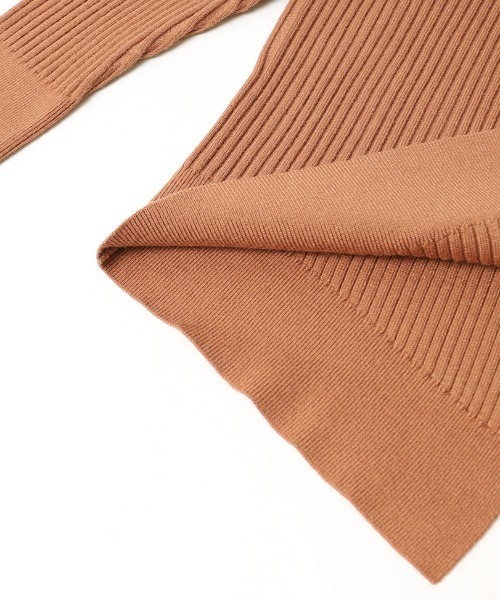 JF Ready Made（ジェイエフレディメイド）の「[Jf Ready Made/ジェイエフレディメイド] タートルネック バックスリットリブニット（ニット/セーター・レディース・ブラック/アイボリー/ブロンズ・F）」の17枚目の写真