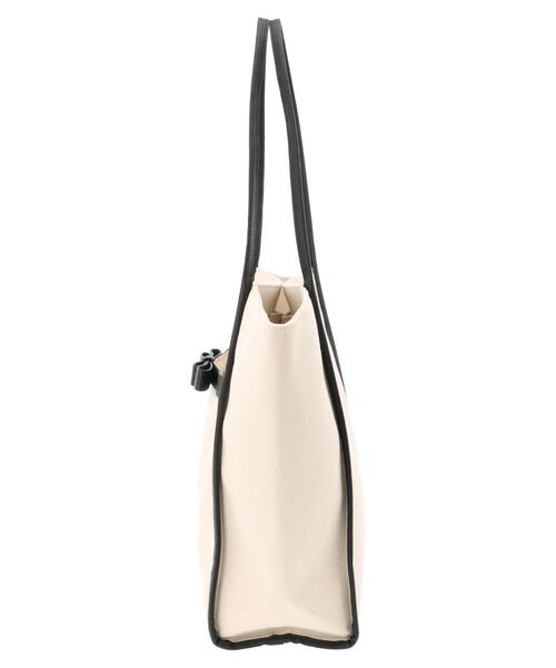 Maison de FLEUR（メゾンドフルール）の「フェイクレザーリボン