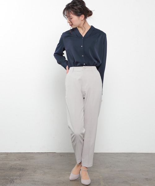 Honeys（ハニーズ）の「金釦使いブラウス（シャツ/ブラウス・レディース・ホワイト×ブラック/ホワイト/ネイビー/グレイッシュベージュ/ホワイト×ピンク・L/S/M/LL）」の15枚目の写真