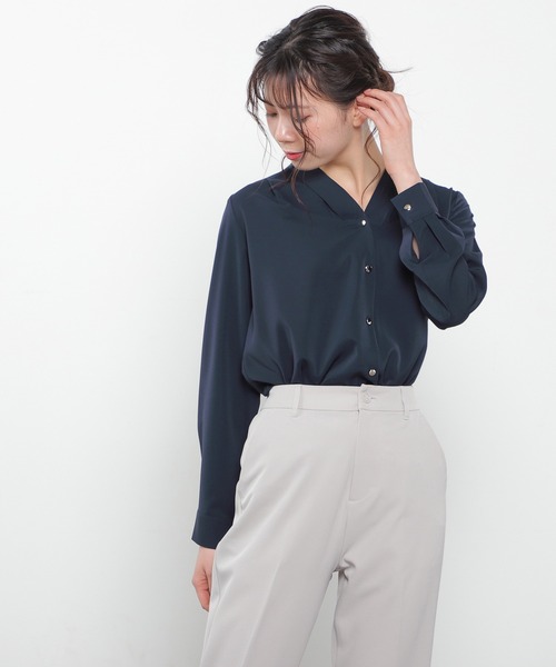 Honeys（ハニーズ）の「金釦使いブラウス（シャツ/ブラウス・レディース・ホワイト×ブラック/ホワイト/ネイビー/グレイッシュベージュ/ホワイト×ピンク・L/S/M/LL）」の7枚目の写真