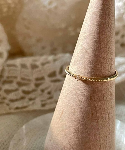 mangata(モンガータ)の「Syrma ring(リング・レディース・ゴールド・11号/9号)」の3枚目の写真