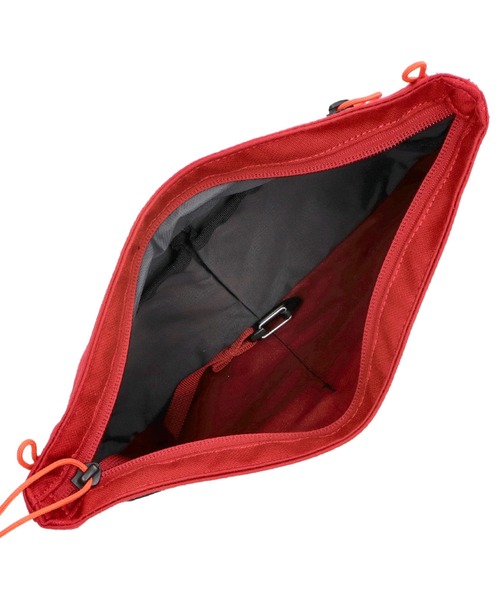 MYSTERY RANCH（ミステリーランチ）の「MYSTERY RANCH STREET MARKET ミステリーランチ ストリート マーケット ミニショルダーバッグ（ショルダーバッグ・メンズ・インディゴブルー/モスグリーン/ブラック/グリーン系カモフラージュ/ベージュ/レッド/トップグレー・FREE）」の18枚目の写真