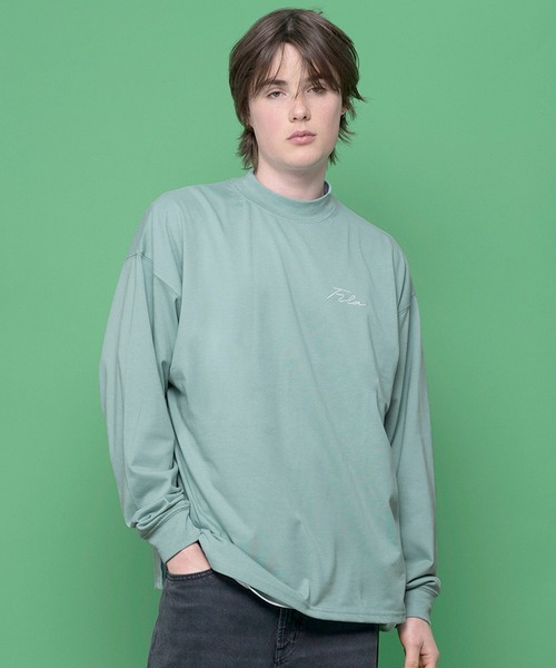 FILA（フィラ）の「【FILA/フィラ】WEB限定 別注 ワンポイント 筆記体刺繍 ビックシルエット ドロップショルダー モックネック ロンT 長袖Tシャツ（Tシャツ/カットソー・メンズ・ホワイト/チャコールグレー/ブラック/ミント・LL/M/L）」の4枚目の写真