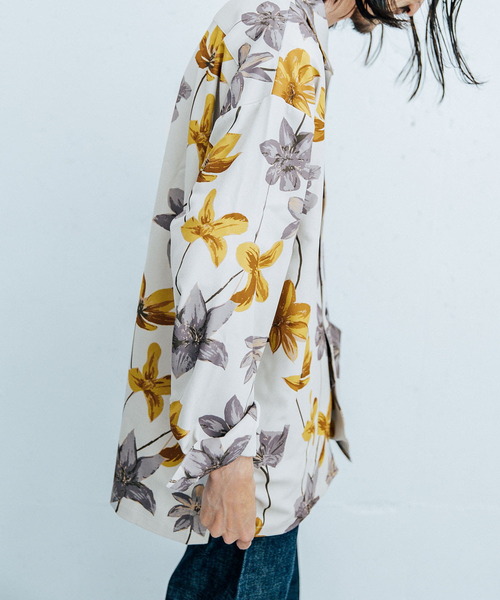 SENSE OF PLACE by URBAN RESEARCH(センスオブプレイスバイアーバンリサーチ)の「ボタニカルオープンカラールーズシャツ(シャツ/ブラウス・メンズ・ライトベージュ/ライトブルー/チャコールグレー・MEDIUM/LARGE)」の13枚目の写真