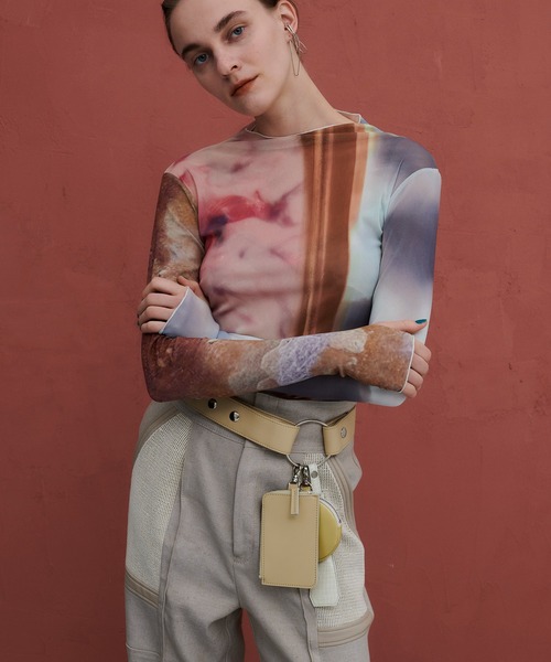 PUBLIC TOKYO(パブリックトウキョウ)の「フェイクレザーマルチショルダーケース/ミニバッグ(ボディバッグ/ウエストポーチ・レディース・ブラック/イエロー・FREE)」の6枚目の写真