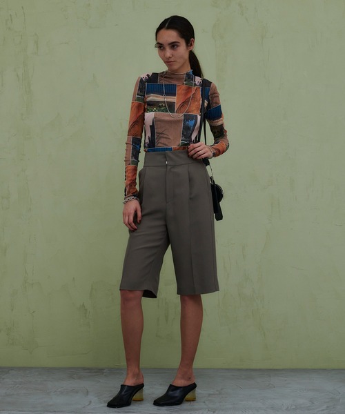 PUBLIC TOKYO(パブリックトウキョウ)の「フェイクレザーマルチショルダーケース/ミニバッグ(ボディバッグ/ウエストポーチ・レディース・ブラック/イエロー・FREE)」の4枚目の写真