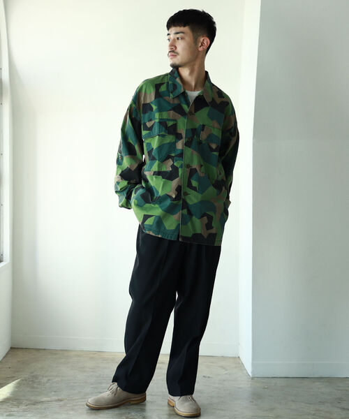 BEAMS（ビームス）の「BEAMS / カモフラージュ ユーティリティ イージフィット シャツ（シャツ/ブラウス・メンズ・ベージュ/オリーブ・SMALL/MEDIUM/LARGE/X-LARGE）」の5枚目の写真