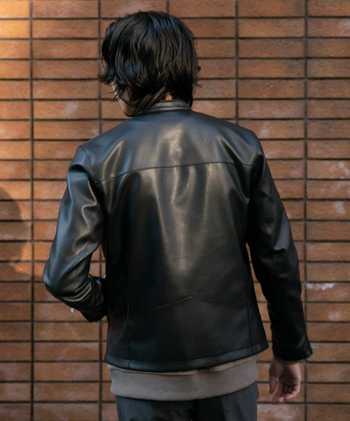 URBAN RESEARCH ROSSO MEN（アーバンリサーチロッソメン）の「『XLサイズあり』フェイクレザーシングルライダースジャケット（ライダースジャケット・メンズ・ブラック・LARGE/X-LARGE/MEDIUM）」の12枚目の写真