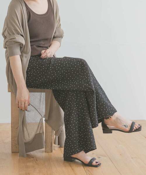 ITEMS URBANRESEARCH（アイテムズ アーバンリサーチ）の「レーヨンワイドパンツ（その他パンツ・レディース・ブラック/グリーン/ライトベージュ/ストライプ/チェック/ドット/オレンジ・FREE）」の6枚目の写真