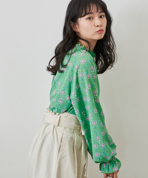 MERLOT（メルロー）の「フラワーギャザーブラウス（シャツ/ブラウス・レディース・ブラック/グリーン/ナチュラル・FREE）」の22枚目の写真