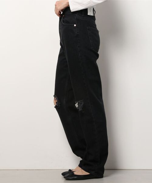 gina tricot(ジーナトリコ)の「90s high waist jeans destroy(デニムパンツ・レディース・ブラック・38/36/34/32)」の4枚目の写真