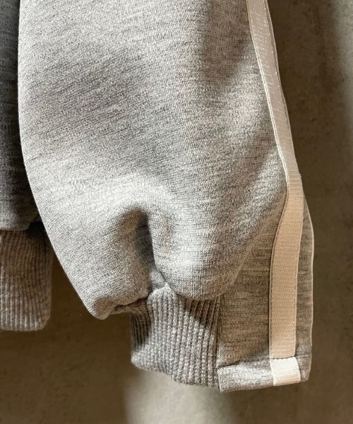 FranCisT_MOR.K.S.（フランシストモークス）の「FranCisT_MOR.K.S./フランシストモークス/DubDope 3D Emb. HOODIE JACKET/ライン刺繍フーディー（パーカー・メンズ・ブラック/グレー・2/4/3）」の5枚目の写真