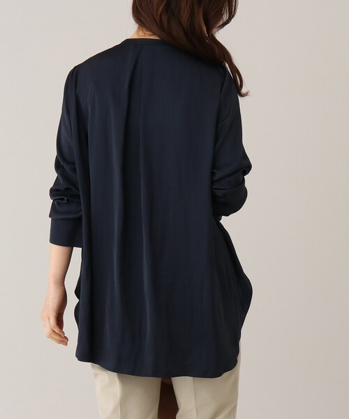 UNTITLED（アンタイトル）の「◆セーヌサテンブラウス【洗える】（シャツ/ブラウス・レディース・ネイビー/アイボリー・48/00/02/04/44）」の12枚目の写真