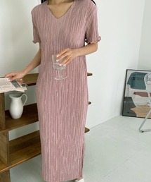 me+em select（ミームセレクト）の「Vネックランダムプリーツワンピース（ルームワンピース）」