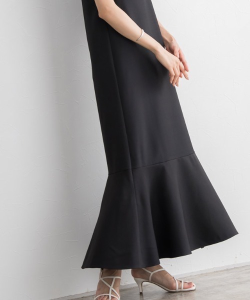 Pierrot（ピエロ）の「Steady 8月号掲載アイテム　接触冷感キャミワンピース（ジャンパースカート・レディース・ブラック/杢グレー・M/L）」の16枚目の写真