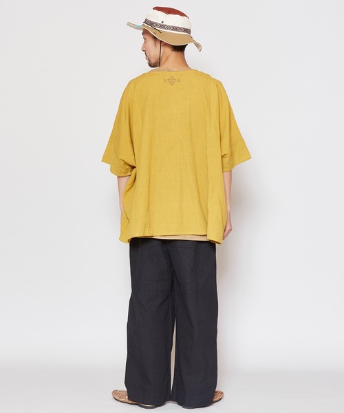 チャイハネ（チャイハネ）の「【チャイハネ】刺繍入りメンズレイヤードトップス インナータンク付き2点セット（アンサンブル・メンズ・ベージュ/グレー/イエロー/ブルー/ホワイト/マスタード・FREE）」の18枚目の写真