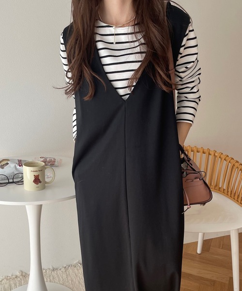 Ameri ブラック Vネック ワンピース Sサイズ きれいめポンチVネックワンピース（ワンピース）｜andme（アンドミー