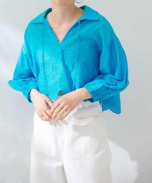 KBF（ケイビーエフ）の「エンブロイダリーショートプルオーバー（シャツ/ブラウス・レディース・ブルー/チャコールグレー/アイボリー・ONE）」の18枚目の写真