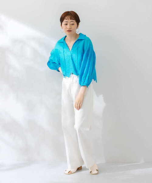 KBF（ケイビーエフ）の「エンブロイダリーショートプルオーバー（シャツ/ブラウス・レディース・ブルー/チャコールグレー/アイボリー・ONE）」の14枚目の写真