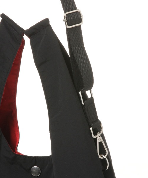 BAYFLOW(ベイフロー)の「【BAYFLOW SAUNA CLUB】パッカブル2WAYバッグ(ハンドバッグ・メンズ・ブラック/イエロー/ブルー・FREE)」の9枚目の写真