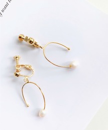 Q | パールスケールイヤリング(イヤリング)