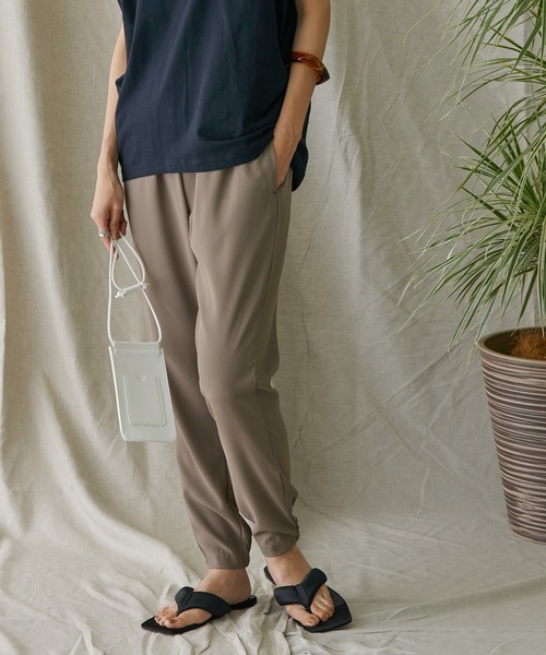 AMERICAN HOLIC（アメリカンホリック）の「サラックス イージーテーパードパンツ（その他パンツ・レディース・ブラック/ネイビー/モカ・S/M/L）」の3枚目の写真